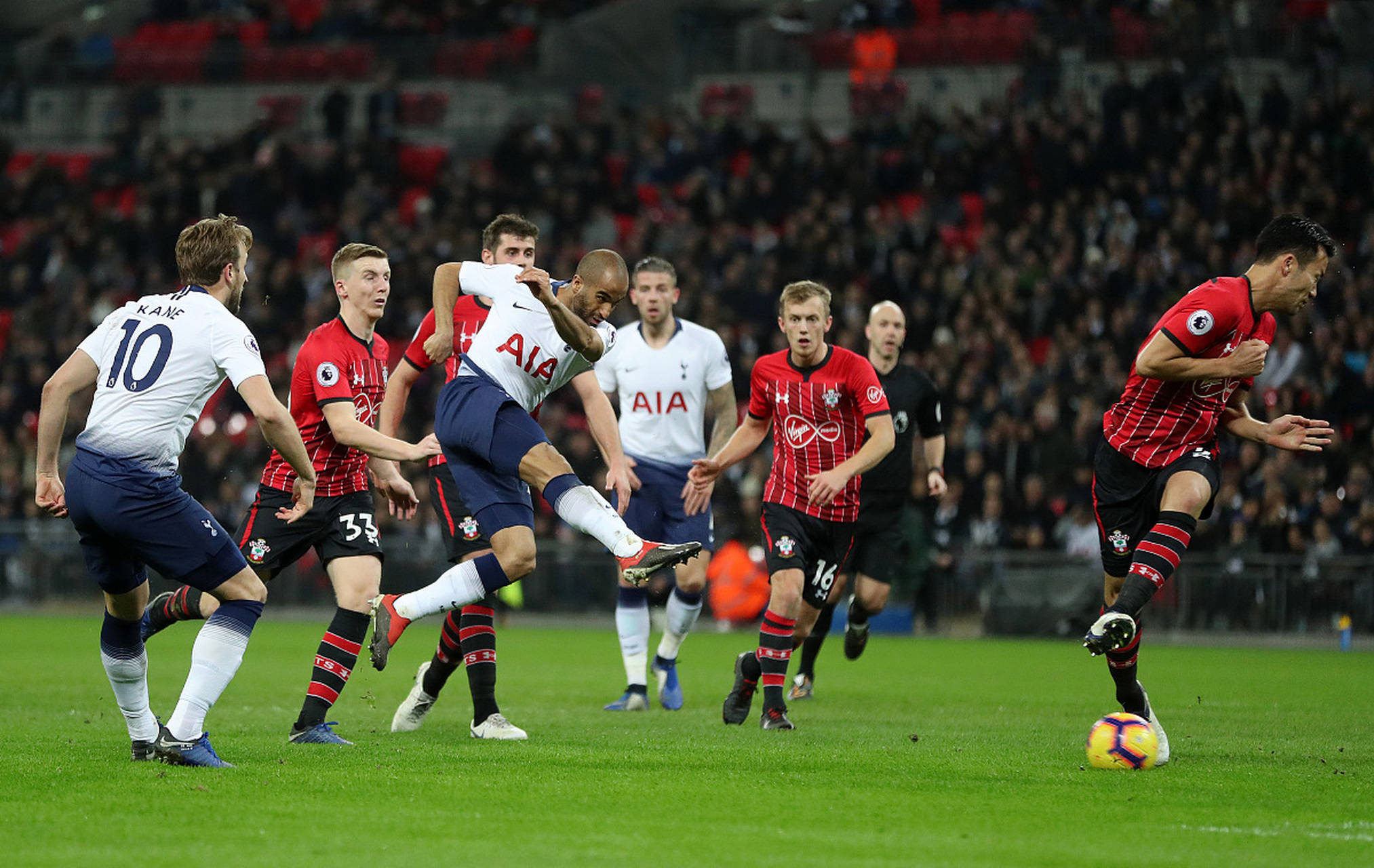 陷入更深的 陷入更深的